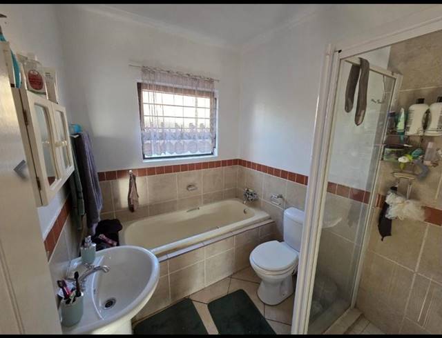 3 BEDROOM TOWNHOUSE FOR SALE IN NEWMARKET